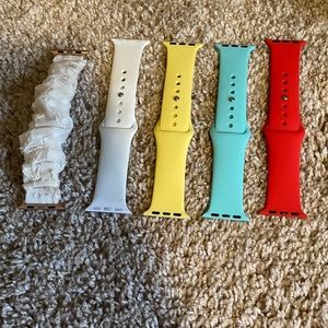 5 Apple Watch bands (1 scrunchie/4 sport)